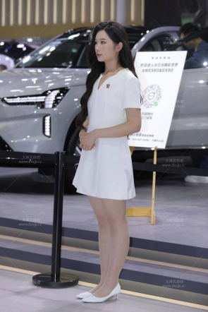 制服肉丝丰满礼仪