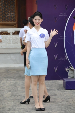 准空姐的毕业照拍摄