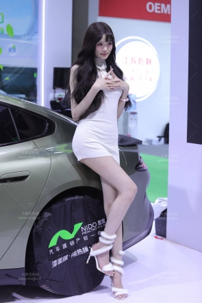 绝美大长腿美女