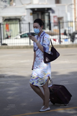 海航气质空姐执飞