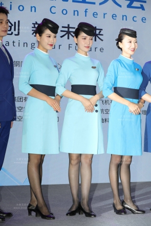 厦航的黑丝空姐